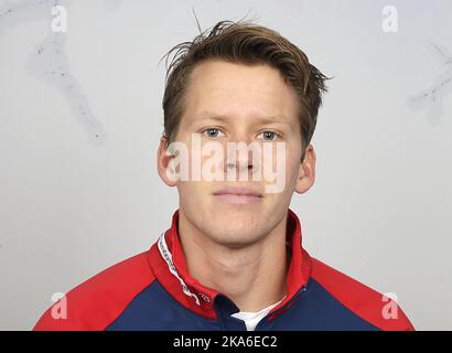 Oslo, Norwegen 20151014. Die norwegischen Skiverbände starten im Ullevaal Stadium. Langlaufski anders Gloersen. Hochformat. Foto: Vidar Ruud / NTB scanpix Stockfoto