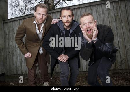 OSLO, Norwegen 20160331. Die norwegische Hip-Hop-Gruppe 'Klovner i kamp' besteht aus den Mitgliedern Aslak Hartberg, Thomas Gullestad (Fingern) und Esben Selvig (Däne). Anfang April veröffentlichen sie zum ersten Mal seit zehn Jahren einen neuen Rekord. Foto: Heiko Junge / NTB scanpix Stockfoto
