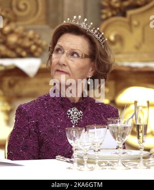 ROM, ITALIEN 20160406. Norwegischer Staatsbesuch in Italien. König Harald und Königin Sonja (im Bild) im Palazzo del Quirinale und beim Staatsessen mit Präsident Sergio Mattarella. POOL Foto: Lise Aaserud / NTB scanpix Stockfoto