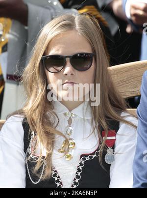 Oslo, Norwegen 20160901. Ihre Majestäten der König und die Königin veranstalten eine Gartenparty für 1 500 Gäste im Palace Park. Prinzessin Ingrid Alexandra mit Sonnenbrille. Foto: Lise Aaserud / NTB scanpix Stockfoto