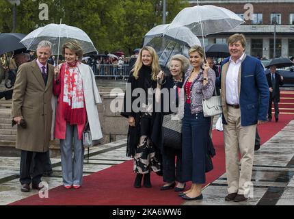 OSLO, Norwegen 20170510. Von rechts: König Willem-Alexander und Königin Maxima von den Niederlanden, Prinzessin Mabel, Prinzessin Beatrix von den Niederlanden und König Philippe und Königin Mathilde von Belgien, bei der Abfahrt von Honnorbrygga in Oslo auf einem Ausflug zum Mittagessen auf der Royal Yacht am Mittwoch. Foto: Berit Roald / NTB scanpix Stockfoto