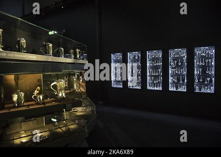 Bergen, Norwegen 20170523. CODE 1. Der Silberschatz basiert auf den großen Schenkungen von Christen Sveaas mit Bergen-Silber, den Fundstücken des Universitätsmuseums Bergen, des Norsk Folkemuseums und privater Sammler sowie den eigenen Sammlungen von KODE. Foto: Marit Hommedaille / NTB scanpix Stockfoto