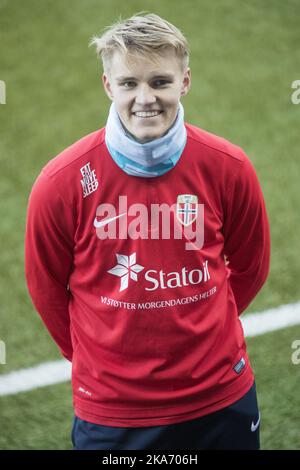 Drammen, Norwegen 20171009. Martin Oedegaard am Montag beim U-21-Training im Marienlyst-Stadion vor der morgigen internationalen U-21 gegen Deutschland. Foto: Terje Bendiksby / NTB scanpi Stockfoto