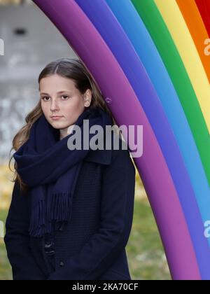 Oslo, Norwegen 20171019. Prinzessin Ingrid Alexandra (im Bild) hat im Skulpturenpark von Prinzessin Ingrid Alexandra im Palace Park in Oslo zusammen mit Königin Sonja und Kronprinzessin Mette-Marit zwei neue Skulpturen enthüllt. Foto: Lise Aaserud / NTB scanpix Stockfoto