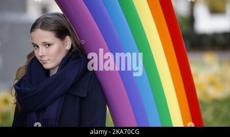 Oslo, Norwegen 20171019. Prinzessin Ingrid Alexandra hat zwei neue Skulpturen im Skulpturenpark von Prinzessin Ingrid Alexandra im Palace Park in Oslo enthüllt. Foto: Lise Aaserud / NTB scanpix Stockfoto