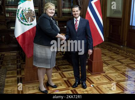 Mexiko, Mexiko 20180412. Die norwegische Ministerpräsidentin Erna Solberg besucht Mexiko-Stadt, um mit dem mexikanischen Präsidenten Enrique Peña Nieto zu einem Gespräch über das Thema Energie und zur Stärkung der bilateralen Beziehungen zwischen Norwegen und Mexiko zusammenzukommen. Foto: Tore Meek / NTB scanpi Stockfoto