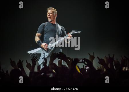 Baerum, Norwegen 20180502. Die amerikanische Heavy-Metal-Band Metallica spielt mittwochs abends während ihrer WorldWired Tour in der Telenor Arena. Foto: Heiko Junge / NTB scanpix Stockfoto