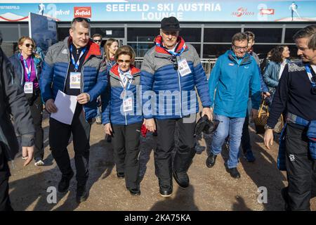 Seefeld, Österreich 20190226. König Harald und Königin Sonja waren während der Weltmeisterschaft in Seefeld during10 km für Damen-Langlauf anwesend. Foto: Tore Meek / NTB scanpi Stockfoto