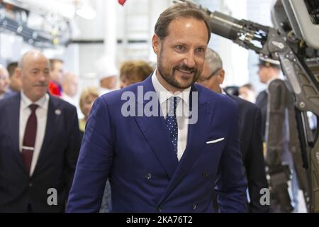 Oslo, Norwegen 20190529. König Harald und Kronprinz Haakon (im Bild) besuchen das Forschungsschiff Kronprinz Haakon in Akershuskaia, Oslo. Foto: Ryan Kelly / NTB scanpi Stockfoto