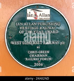 Ian Allan Grüne Plakette am Bahnhof Minehead, West Somerset Preservation Railway, Minehead, Somerset, England, Großbritannien Stockfoto