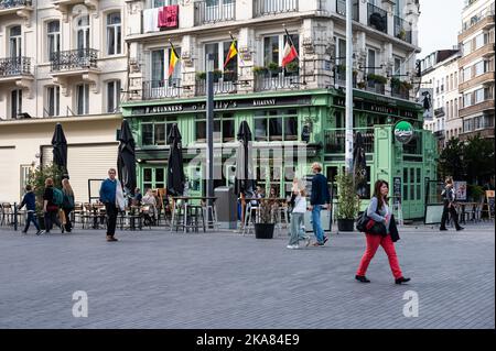 Brussels Old Town, Belgien - 10 28 2022 - The Irish Pub O'Reilly's in der Fußgängerzone Anspach Stockfoto