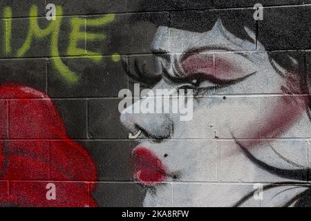 Graffiti Painting of Woman in Art Alley, Rapid City, South Dakota, USA Stockfoto