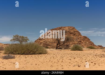 Landschaft Spitzkoppe Berg - kahler Granitgipfel in Erongo, Namibia Stockfoto