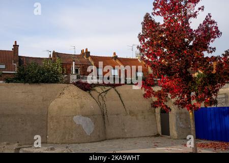 Stilles blockhaus aus dem Zweiten Weltkrieg. Fives District, Lille, Nord, Hauts-de-France, Frankreich Stockfoto