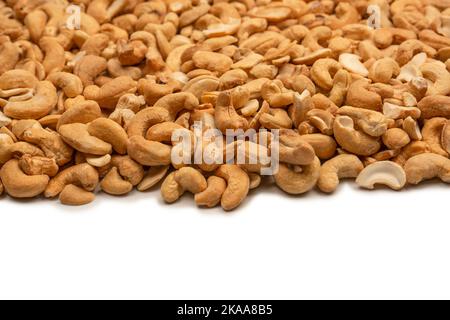 Mischung aus leckeren salzigen Nüssen. Eine Gruppe von Mandeln, Pistazien, Walnüssen, Macadamia, Cashews. Stockfoto
