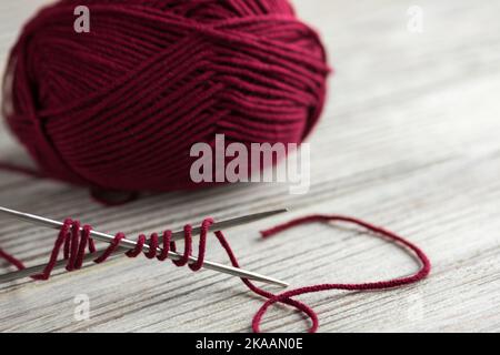 multi-colored threads for knitting, Selection of colorful woolen yarn. Yarn for knitting winter clothes with your own hands. High quality photo Stockfoto