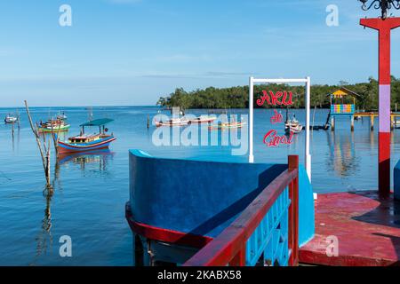 AKU de Gual oder Suak Gual, indonesisches Fischerdorf im Belitung-Archipel Stockfoto