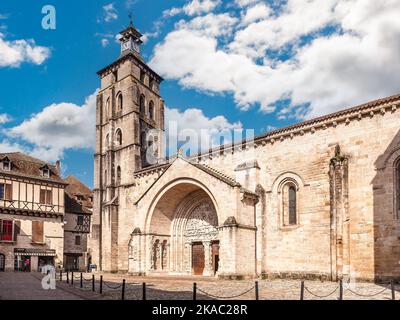 Abtei Saint-Pierre in Beaulieu-sur-Dordogne, in Corrèze, Neu-Aquitanien, Frankreich Stockfoto