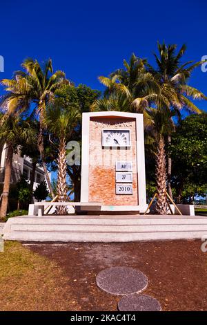 Art déco-Uhr mit Datum als Wahrzeichen in South Miami Stockfoto