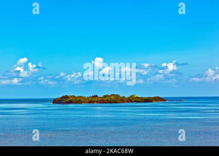 Wunderschöne Insel in den Florida Keys mit Leuchtturm Stockfoto