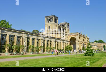 Orangerieschloss, Schloßpark Sanssouci, Potsdam, Brandenburg, Deutschland Stockfoto