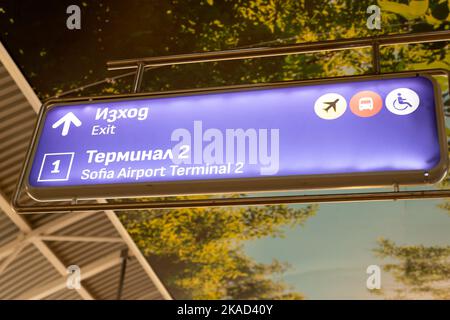 Sofia Airport Terminal 2 Schild am U-Bahnhof Plattform, Sofia, Bulgarien, Osteuropa, Balkan, EU Stockfoto