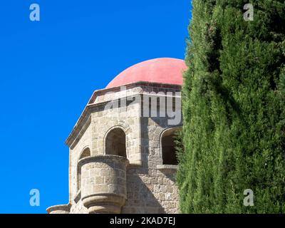 Das byzantinische Kloster Panagia Filerimos liegt auf einem Hügel oberhalb von Ialyssos. Rhodos-Insel, Griechenland Stockfoto