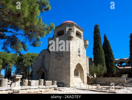 Das byzantinische Kloster Panagia Filerimos liegt auf einem Hügel oberhalb von Ialyssos. Rhodos-Insel, Griechenland Stockfoto