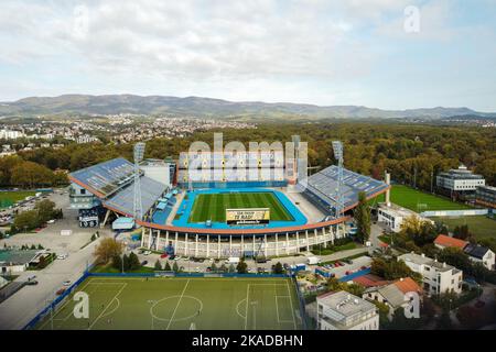 Luftaufnahme des Maksimir-Stadions, Heimat des GNK Dinamo Zagreb, am 20. Oktober 2022 in Zagreb, Kroatien. Foto: Luka Stanzl/PIXSELL Stockfoto
