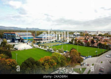 Luftaufnahme des Maksimir-Stadions, Heimat des GNK Dinamo Zagreb, am 20. Oktober 2022 in Zagreb, Kroatien. Foto: Luka Stanzl/PIXSELL Stockfoto