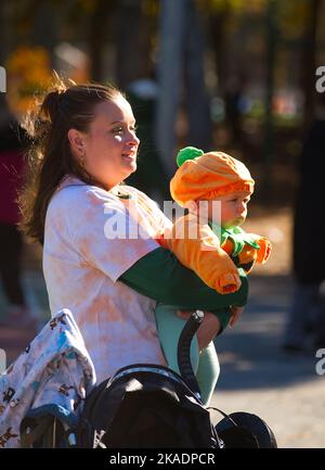 Halloween Hollowpalooza für Kinder - Johnny Kelly Park, Dennis, Massachusetts auf Cape Cod, USA Stockfoto