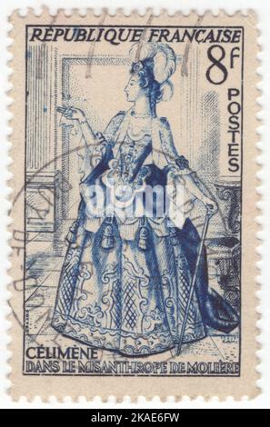 FRANKREICH - 1953: Eine Indigo- und Ultramarinmarke mit einer Darstellung von Celimene aus der Misanthrope (von Moliere) von 8 Franken. Eine junge Frau, die von Alceste, Oronte, Acaste und Clitandre umworben wird. Sie ist verspielt und koketatiös und weist gerne auf die Schwächen aller Menschen hin, die sie hinter ihrem Rücken trifft. Célimène legt viel Wert auf soziale Erscheinungen Stockfoto