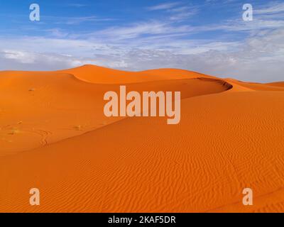 Die goldenen Dünen der Sahara-Wüste, Marokko Stockfoto