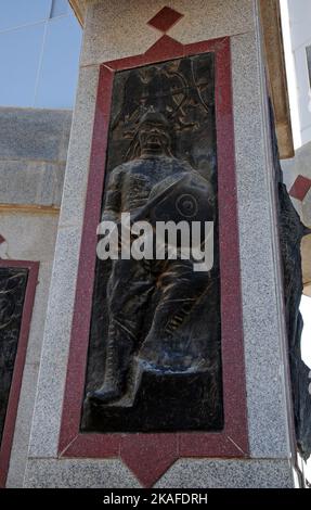 Das Völkermord-Denkmal in Igdir, Türkei, wurde erbaut, um die Ereignisse zu repräsentieren, die 1915 während der türkisch-armenischen Kriege stattfanden. Stockfoto