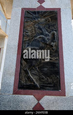 Das Völkermord-Denkmal in Igdir, Türkei, wurde erbaut, um die Ereignisse zu repräsentieren, die 1915 während der türkisch-armenischen Kriege stattfanden. Stockfoto