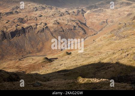 Obere Eskdale ab Hard Knott gesehen, im englischen Lake District Stockfoto