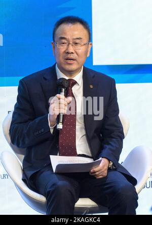 Hongkong, China. 02.. November 2022. HONGKONG, HONGKONG SAR, CHINA: NOVEMBER 2ND 2022. Global Financial LeadersÕ Investment Summit: Navigieren durch Unsicherheit. LUI JIN, President Bank of China Alamy Live News/Jayne Russell Credit: Jayne Russell/Alamy Live News Stockfoto
