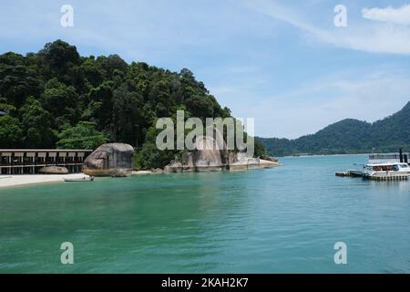 Wunderschönes Resort im Pangkor Laut Resort mit üppigem Grün und Architektur im südöstlichen asien-Stil. Stockfoto