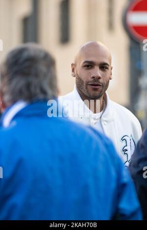 Rom, Italien. 01.. November 2022. Das traditionelle Rennen der Heiligen fand heute am 1.. November auf der piazza san pietro statt.Quelle: Independent Photo Agency/Alamy Live News Stockfoto