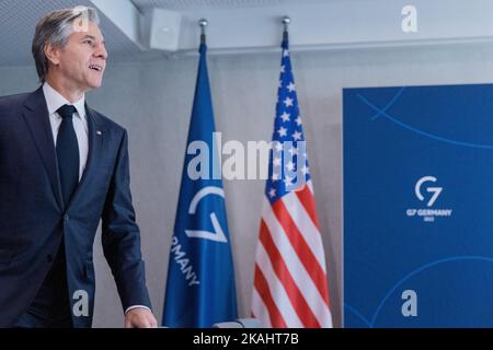 Münster, Deutschland. 03. November 2022, Nordrhein-Westfalen, Münster: Antony Blinken, US-Außenminister, im Gespräch mit Außenminister Baerbock beim Treffen von G7 Außenministern. Quelle: dpa picture Alliance/Alamy Live News Quelle: dpa picture Alliance/Alamy Live News Stockfoto