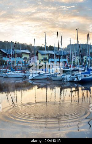 Marina Resort, Lipno nad Vltavou, Lipenska prehrada, Jizni Cechy, Ceska republika / Marina Resort, Lipno nad Vltavou Stadt, Lipno Lake, Tschechische republik Stockfoto