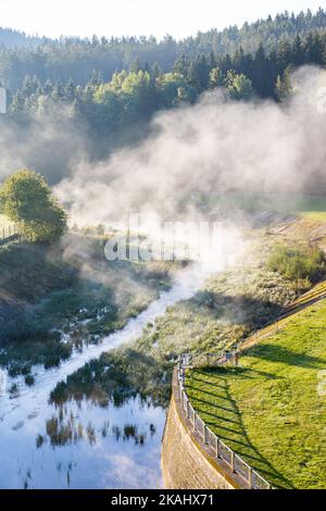 Elektrarna, Lipno nad Sázavou, vodni nadrz Lipno I, Jizni Cechy, Ceska republika / Wasser-Elektrizitätswerk, Lipno, Südböhmen, Tschechische republik Stockfoto