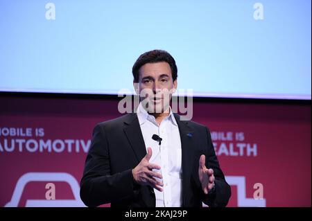 Mark Fields, Präsident und CEO der Ford Motor Company, sprach während seiner Konferenz am ersten Tag des Mobile World Congress 2016 in Barcelona, 22.. Februar 2016. (Foto von Joan Cros/NurPhoto) *** Bitte nutzen Sie die Gutschrift aus dem Kreditfeld *** Stockfoto