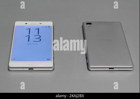 Das neue Sony Xperia X Performance, ausgestellt am 3.. Tag des Mobile World Congress in Barcelona, 23.. Februar 2016. Stockfoto