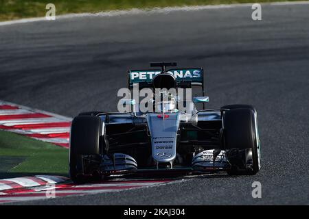 Der deutsche Fahrer Nico Rosberg vom Mercedes AMG Petronas Formel-1-Team fuhr sein Auto am zweiten Tag der Formel-1-Testtage in Barcelona, 2.. März 2016. (Foto von Joan Cros/NurPhoto) *** Bitte nutzen Sie die Gutschrift aus dem Kreditfeld *** Stockfoto