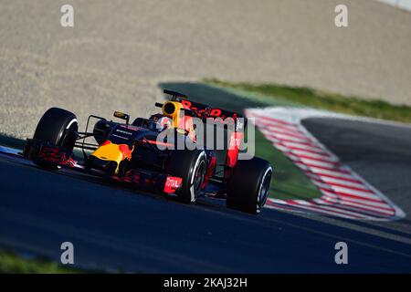 Der russische Fahrer Daniil Kvyat vom Red Bull Formel-1-Team war während der 3. Tage der Formel-1-Testtage am 3.. März 2016 in Barcelona im Einsatz. (Foto von Joan Cros/NurPhoto) *** Bitte nutzen Sie die Gutschrift aus dem Kreditfeld *** Stockfoto