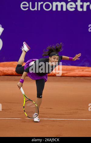 Caroline Garcia (FR) gibt am 16. Mai 2016 in Straßburg, Frankreich, eine Aufnahme auf der Strasbourg International zurück. Die erste große Veranstaltung des französischen Tennisspiels der Frauen auf Lehm nach Roland Garros und die erste Sportveranstaltung im Elsass, Strasbourg International, findet vom 13. Bis 21. Mai 2016 für ihre Ausgabe 30. statt. (Foto von Elyxandro Cegarra/NurPhoto *** Bitte nutzen Sie die Gutschrift aus dem Kreditfeld *** Stockfoto