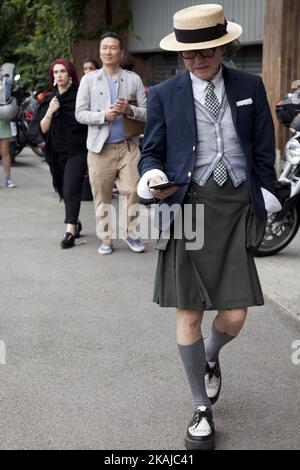 Street Style bei der Milan Men's Fashion Week. (Foto von Nataliya Petrova/NurPhoto) *** Bitte nutzen Sie die Gutschrift aus dem Kreditfeld *** Stockfoto