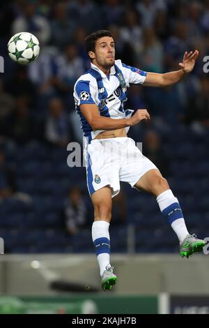 Portos spanischer Verteidiger Ivan Marcano in Aktion während des UEFA Champions League Group G, einem Spiel zwischen dem FC Porto und dem FC Kobenhavn, am 14. September 2016 im Dragao Stadium in Porto. (Foto von Paulo Oliveira / DPI / NurPhoto) *** Bitte nutzen Sie die Gutschrift aus dem Kreditfeld *** Stockfoto