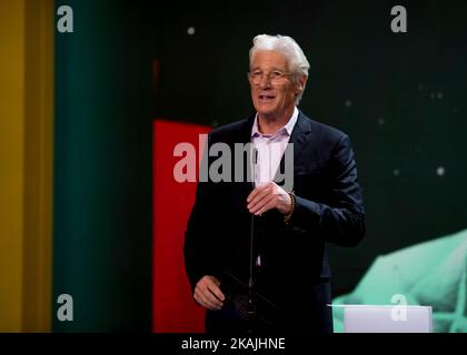 Richard Gere wird während der Abschlussfeier des San Sebastian Filmfestivals 64. am 24. September 2016 im Kursaal in San Sebastian, Spanien, gesehen. (Foto von COOLMedia/NurPhoto) *** Bitte nutzen Sie die Gutschrift aus dem Kreditfeld *** Stockfoto